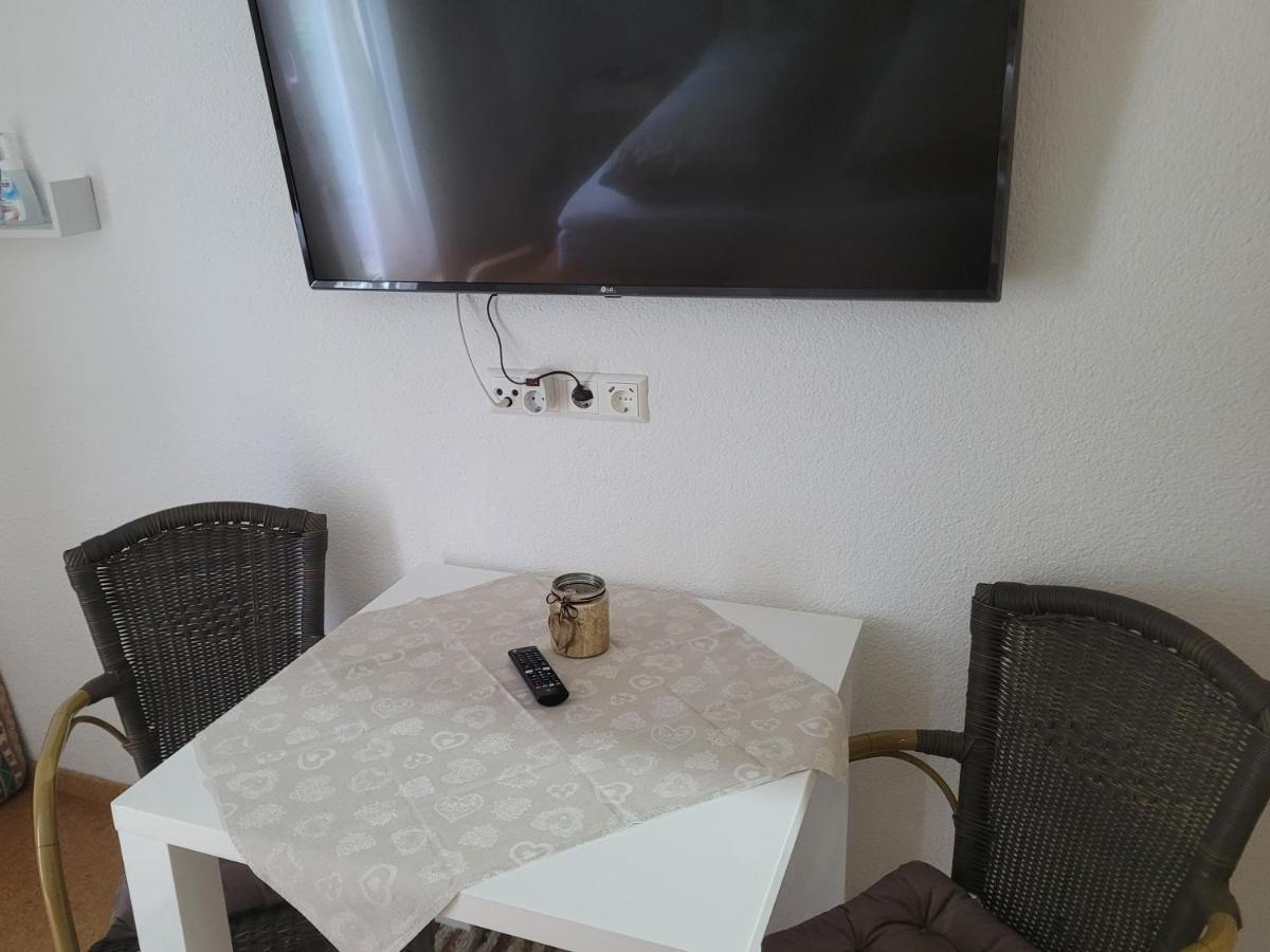 I24Rooms - Gaestezimmer Mit Eigenem Garten Legau Eksteriør bilde